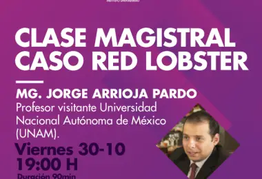 Docente de la UNAM en clase de Comercialización