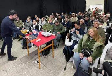 La UEAN y el Municipio de San Isidro continúan con el ciclo de charlas para fortalecer la gestión comercial