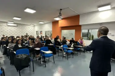 Grupo IEB.png