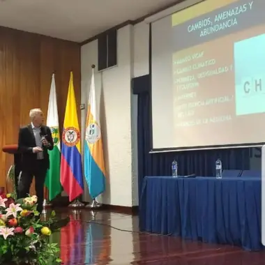 OMAR QUIROGA.jpg