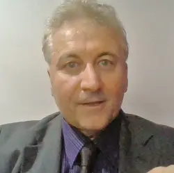 RAÚL VOLKER.jpg