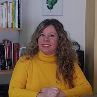 ALEJANDRA BAZÁN.png
