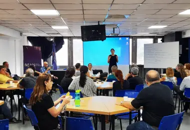 Políticas de ambiente de trabajo y diversidad en el IUEAN