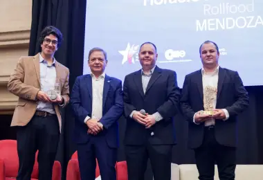 Claudio Lewis fue jurado del premio "Joven Empresario Argentino 2024"