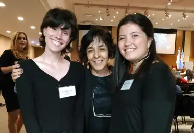 Alumnas de hotelería asistieron en el acto de colación