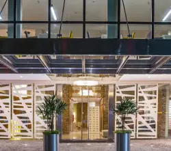 HOWARD JOHNSON PLAZA BUENOS AIRES.png